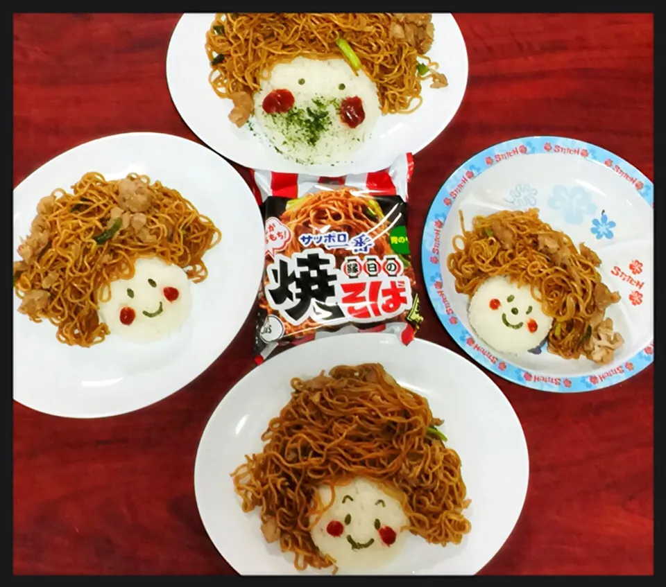 『縁日の焼きそば』でお昼ごはん😊|やっちゃんさん