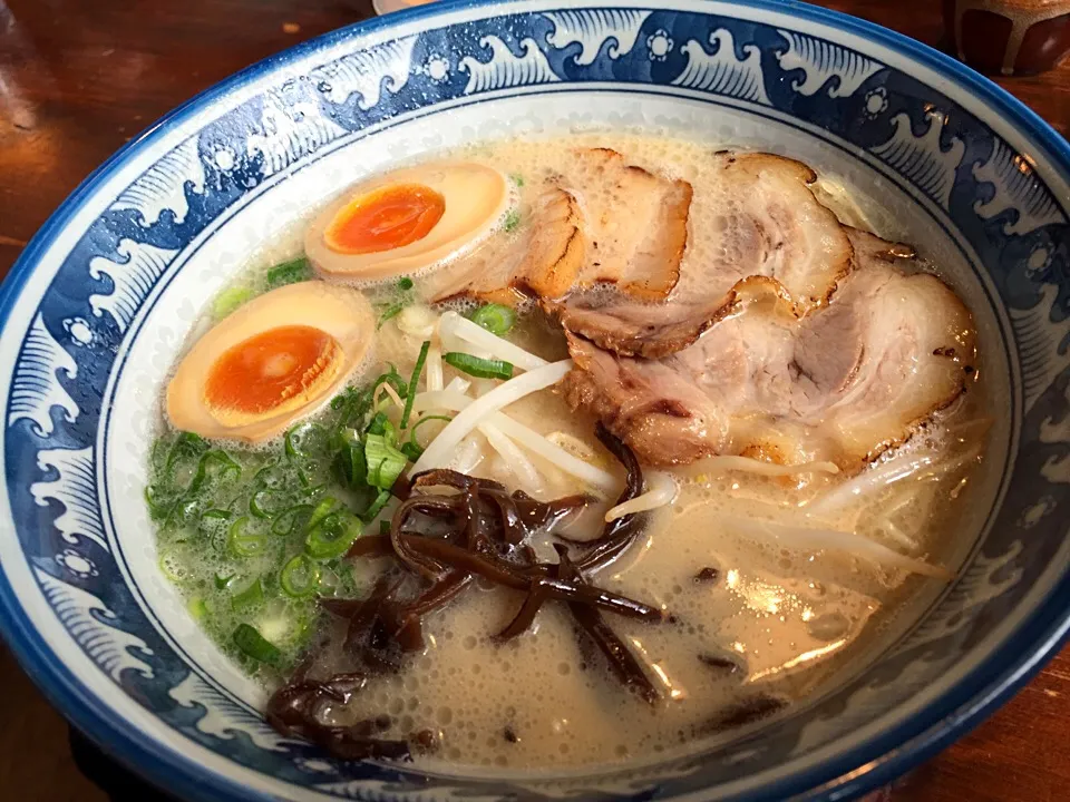 麺屋大輔🍜とんこつラーメン(*^^*)|きのすけ〜さん