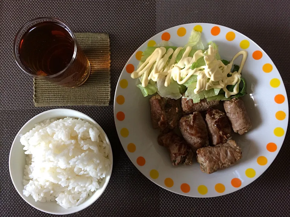 肉巻き餃子ライス|ばーさんさん