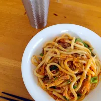 Snapdishの料理写真:キムチ焼きうどん|大内隆次さん