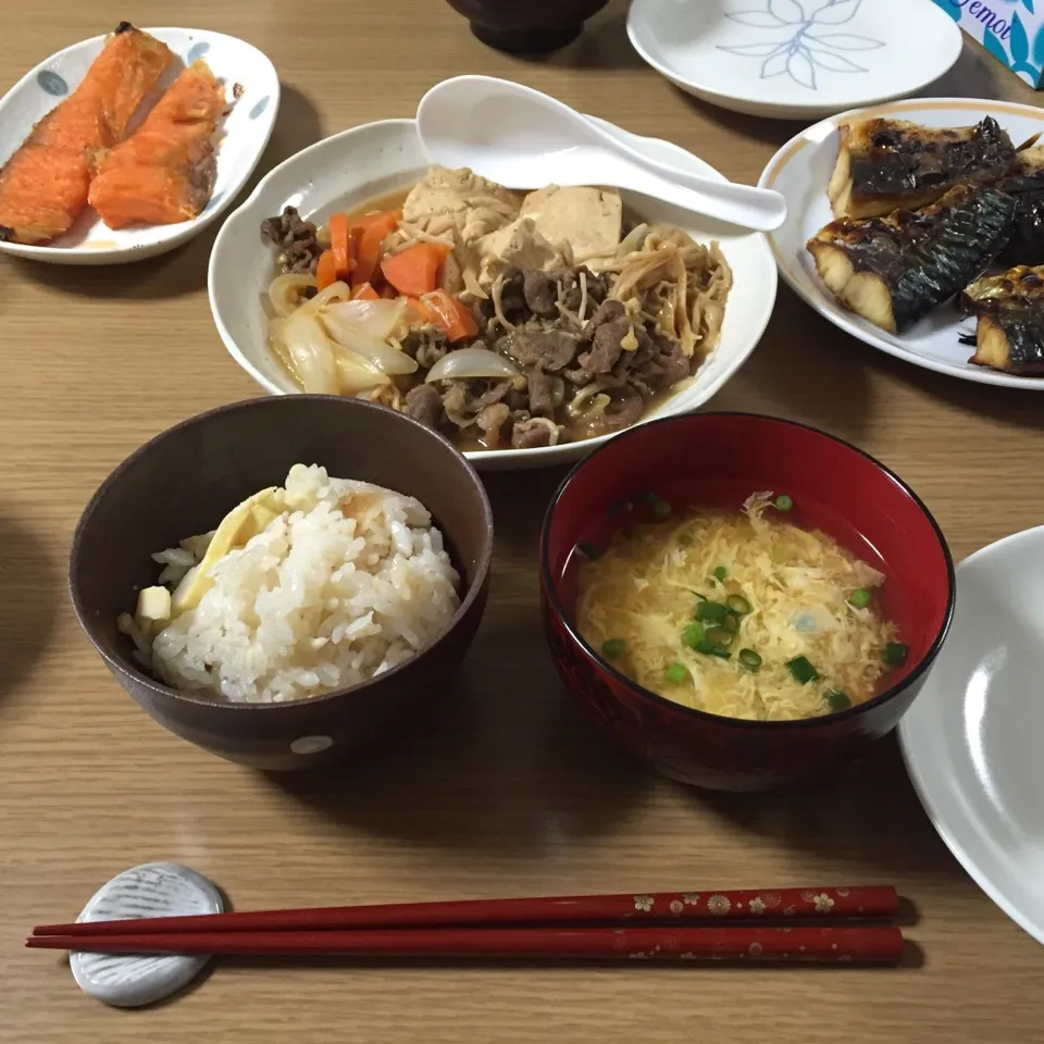 たけのこご飯（久原本家）、肉豆腐（きょうの料理 おふくろの味）、吸い物
焼き魚|aquamarineさん