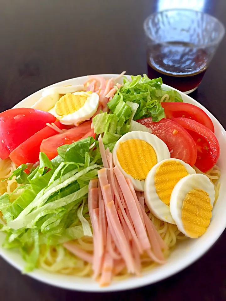 Snapdishの料理写真:旦那昼飯 冷やし中華始めました🍥|じゅごんさん