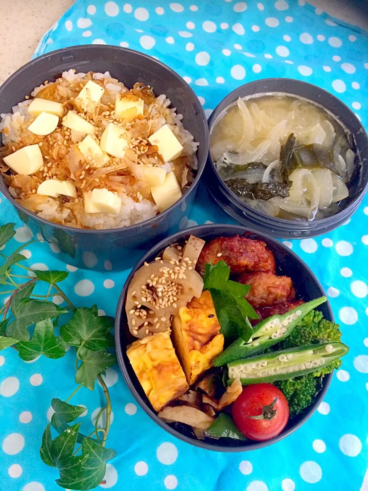 高校男子弁当🍙
✴︎チーズおかかご飯
✴︎玉ねぎとワカメの味噌汁
✴︎ハンバーグ
✴︎卵焼き
✴︎レンコンのきんぴら
✴︎さつま揚げとピーマンの炒め物
今週もがんばれー！|emisanさん