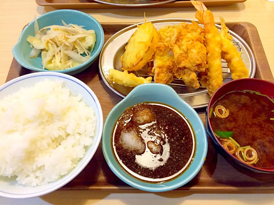 天ぷら定食|なちるさん