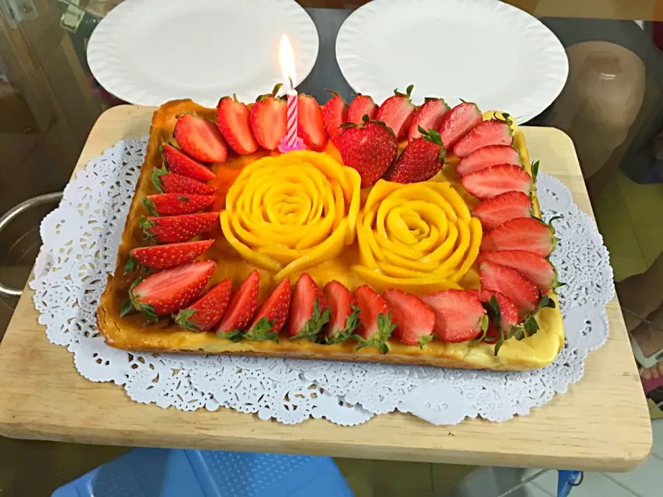 Snapdishの料理写真:Strawberry Mango cheesecake|kchumさん