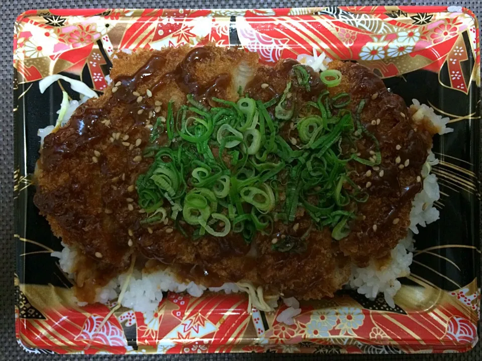 味噌かつ丼|ばーさんさん