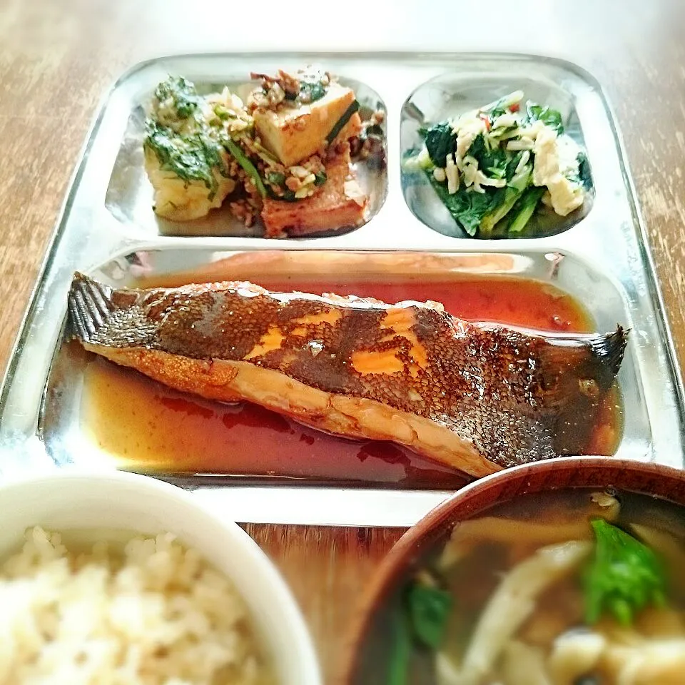 煮魚定食【鰈】|プチテンよすさん