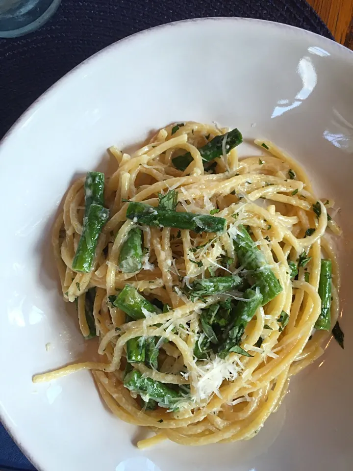 Asparagus mascarpone pasta|Matthew Cashenさん