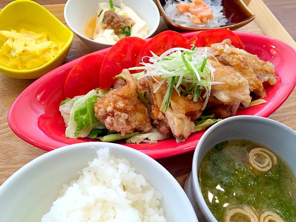 Snapdishの料理写真:京急川崎駅の朝ごはんとカフェ
Chawanの彩り油林鶏|uchiyama あにきさん