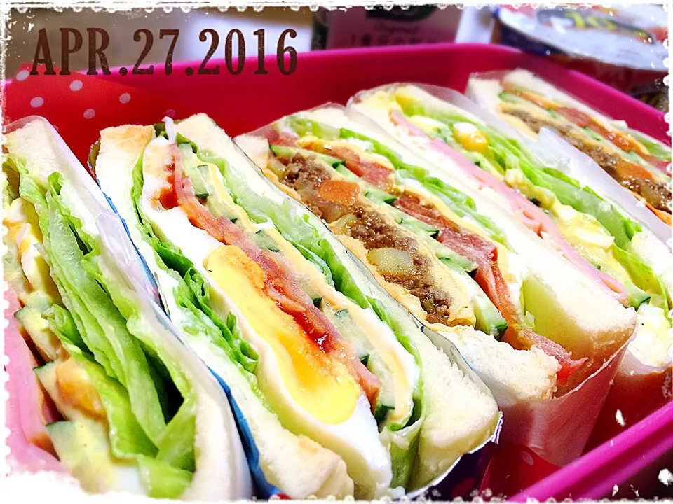 サンドイッチ🍱٩(*˘ ³˘)۶❤
野菜ジュース&ヨーグルトも🤗|BOSS.あーちゃんさん