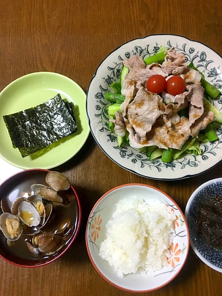 豚シャブサラダ、あさりの味噌汁|うさママさん