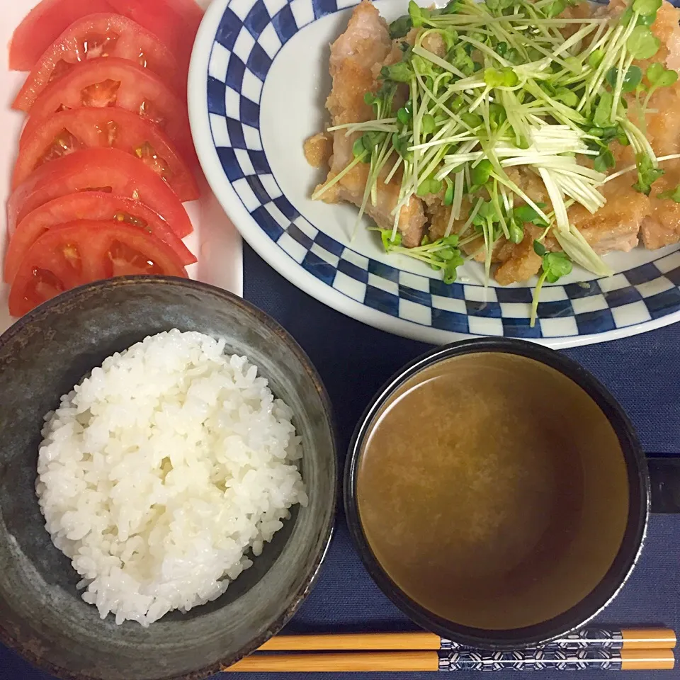 鶏もも肉のみぞれ煮、冷やしトマト、アオサのお味噌汁|みみこさん