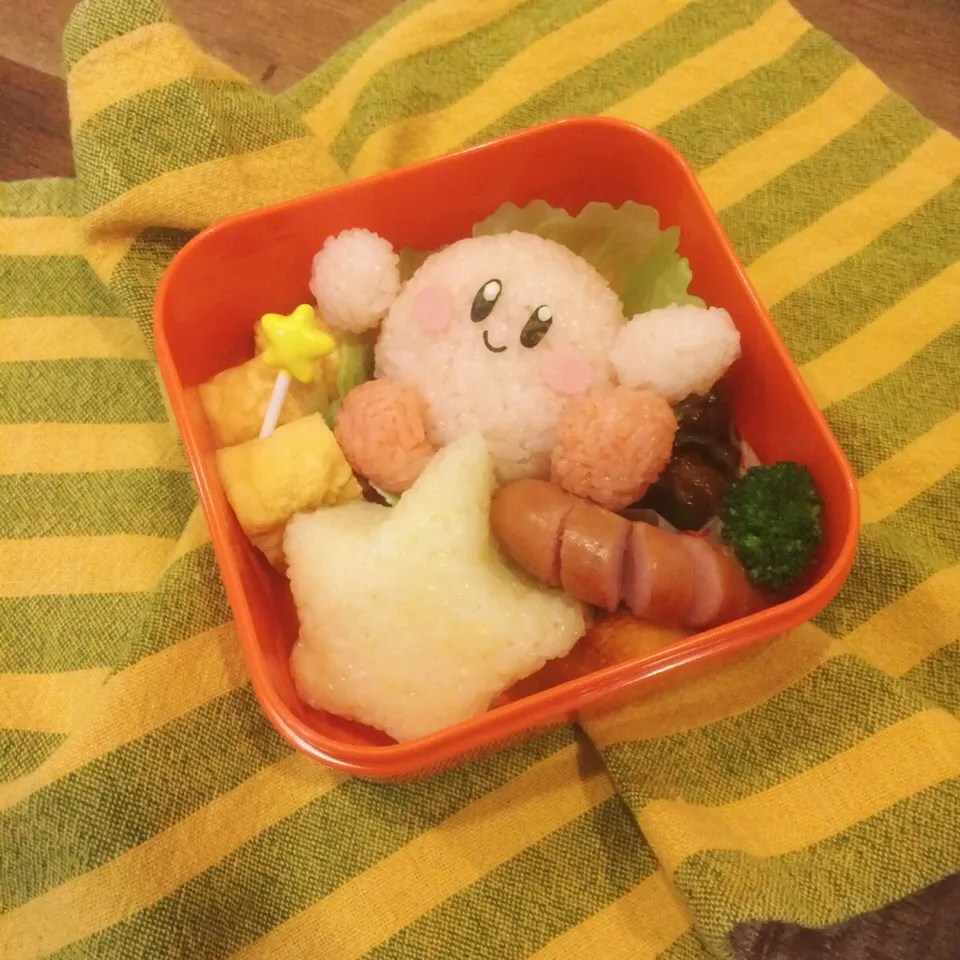 Snapdishの料理写真:カービー☆
〜遠足お弁当〜|エートさん