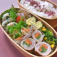 Snapdishの料理写真:高校生息子のお弁当 ♪ 〜 Yumi103さんの料理 切り干し大根のシーチキン和え～☆  入ってます ٩(ˊᗜˋ*)و|キラりんさん