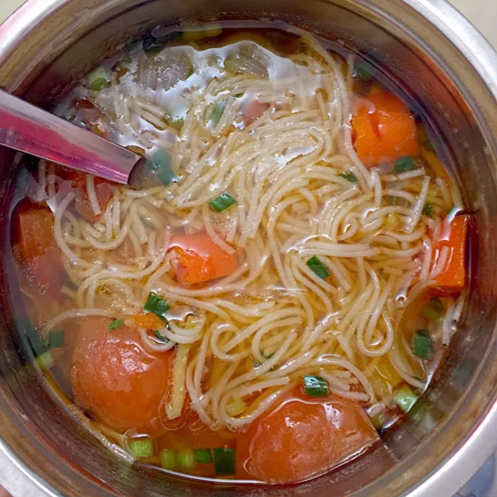 Sesame oil meesua with mix veg|Chrissy Yinさん