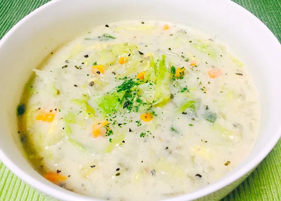 Cream of Chicken and Veggies soup|Jaimie Alvarezさん