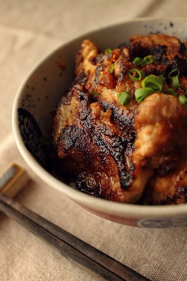 ロー丼 -第19章 シローさんの料理 りんごのチャツネ🍎で作る、TS-|はさん