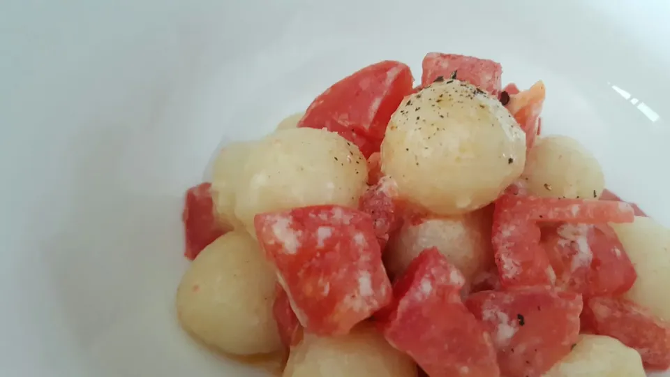 potato gnocchi with a heart of fontina cheese|Li Jiaoさん