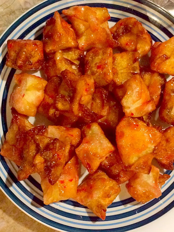 Sweet and sour crab and cream Cheese Rangoon|Olivia L Ageeさん