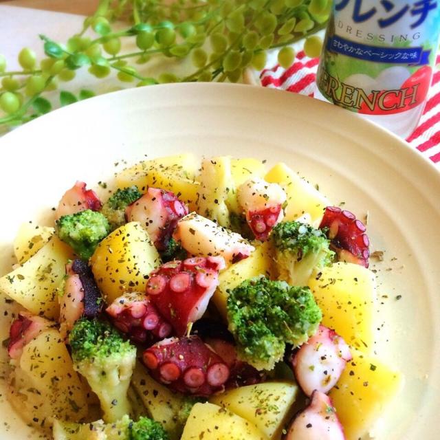 タコとじゃがいもとブロッコリーのホットサラダ Mapitee Snapdish スナップディッシュ Id Cqicca