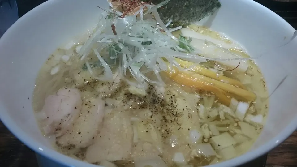 白鳥麺(パイチーメン)|サイファさん