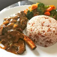 Pork chop with mushroom gravy, sautéed vegies and brown and white rice|Angelica Cruz Santosさん