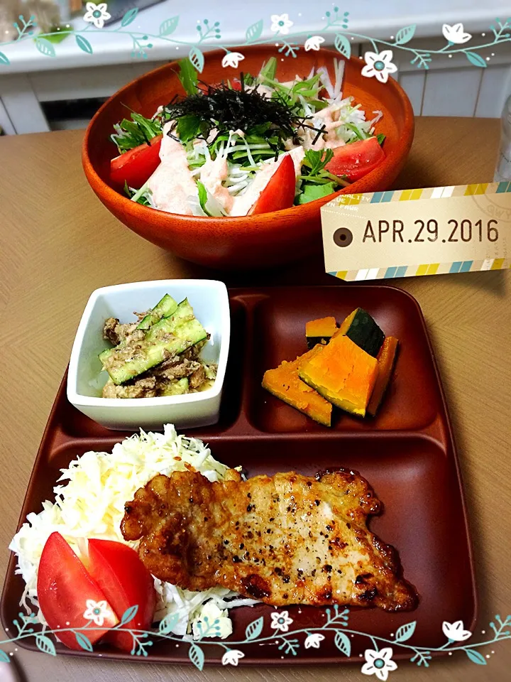 Snapdishの料理写真:4/29の夕ご飯🍴|みきぴょん♪さん