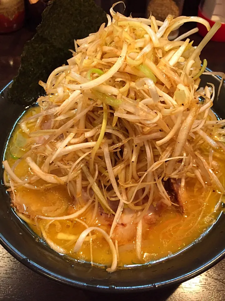 とんこつラーメンねぎチャーシュー🍜
ラーメン道楽 蒲田店|NOMU'S キッチン🍳さん