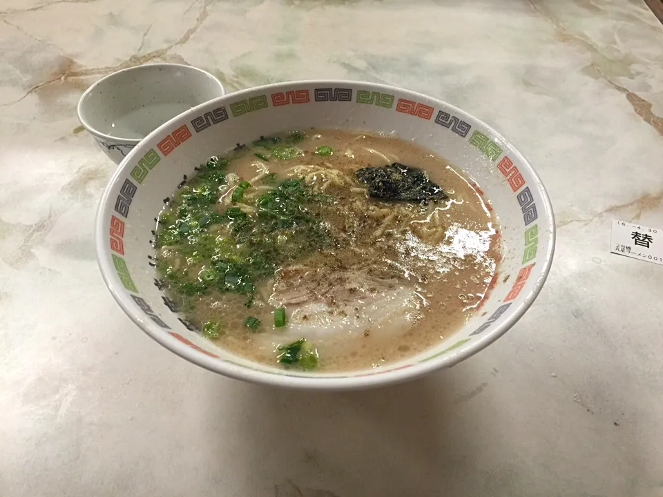 久留米  丸星ラーメン¥400   安っ！うまか！|shikadaさん