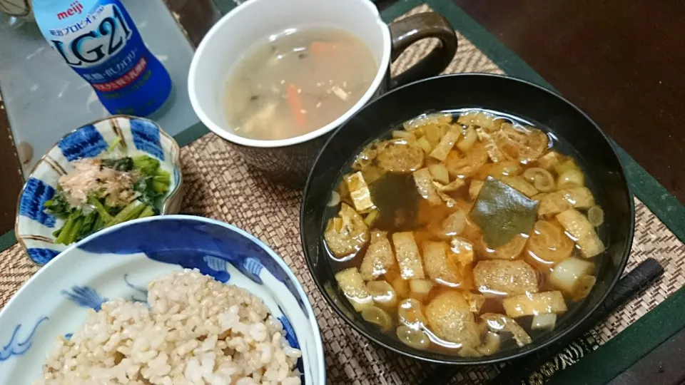 うずみ飯＆ほうれん草のおひたし＆ワカメの味噌汁|まぐろさん