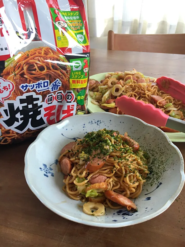 サッポロ一番 縁日の焼きそばでお昼ご飯|ぴいさん