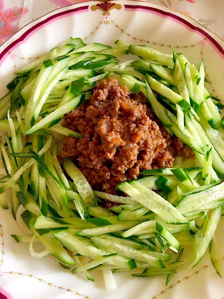 ジャージャー麺|寧々栄養士さん