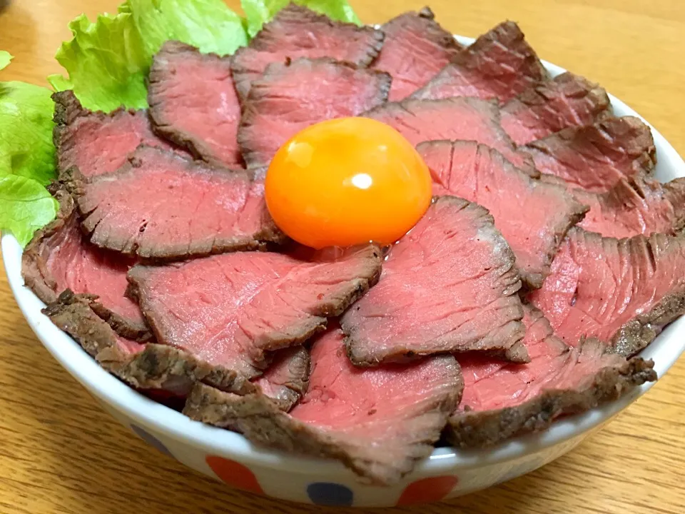 Snapdishの料理写真:ローストビーフ丼|ホッシーさん