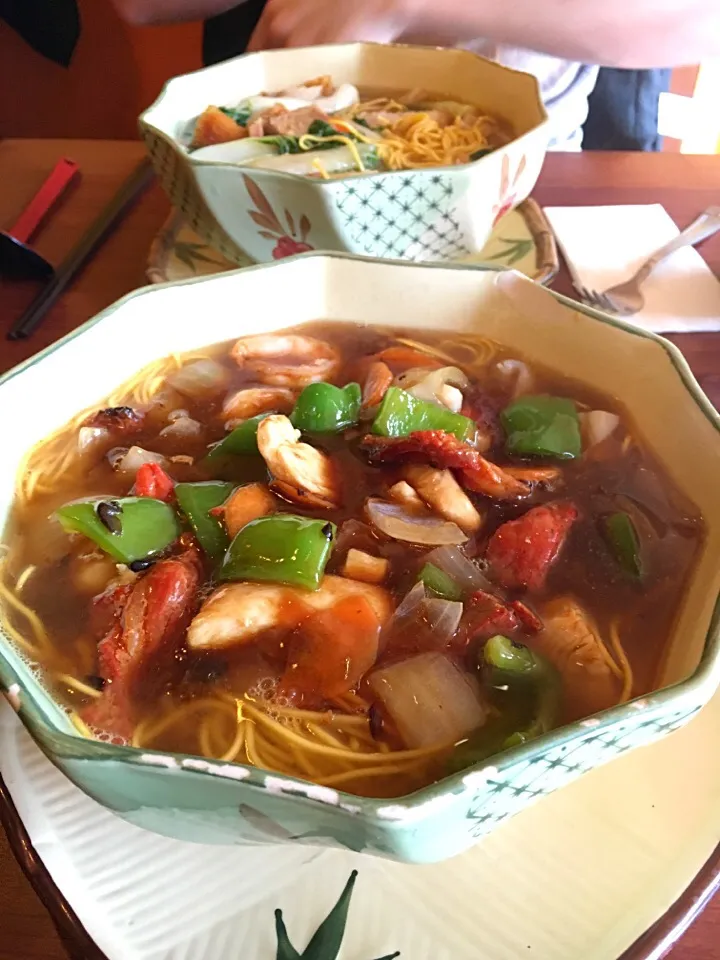 Beef, chicken, king prawn and squid noodles|Jasmin Palmerさん