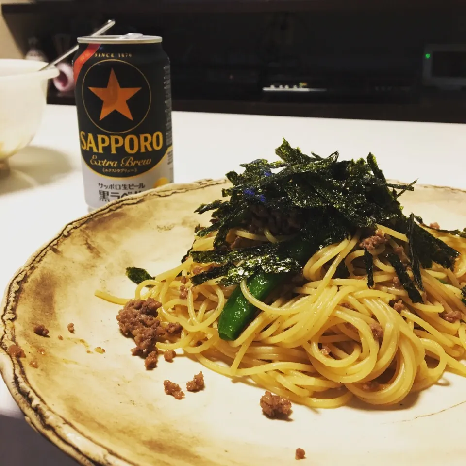 Snapdishの料理写真:挽肉とスナップエンドウの和風パスタ。|KGENさん