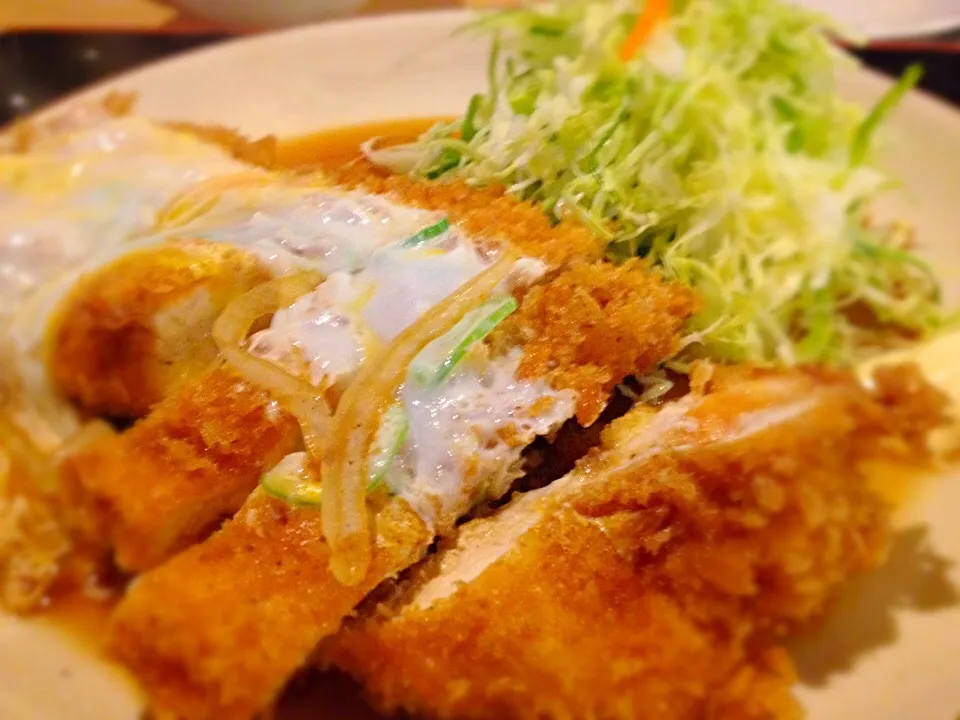 チキン煮カツ定食|へろへろさん