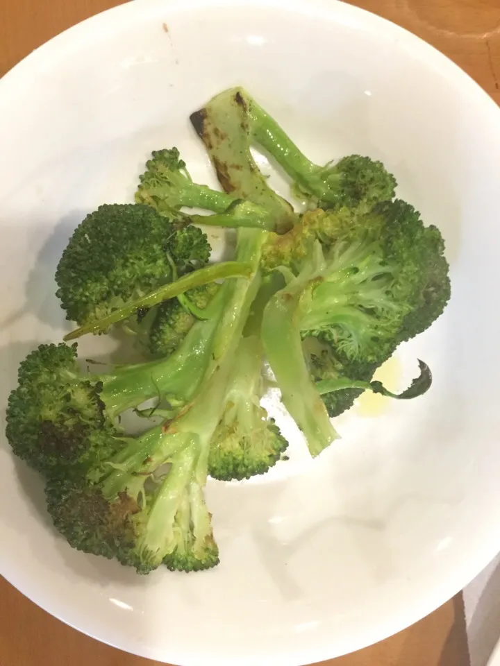 Roast broccoli|JoAnne Taplinさん