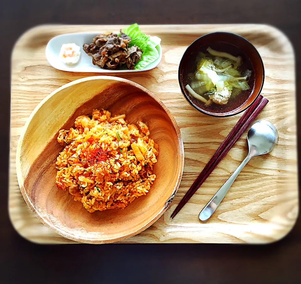 今日のランチ
キムチ炒飯|ティパニさん