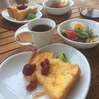 フレンチトーストで雨の日のブランチ|みじょちゃんさん