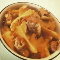 タケノコと鶏モモ肉の煮物♡|あんなぎさん