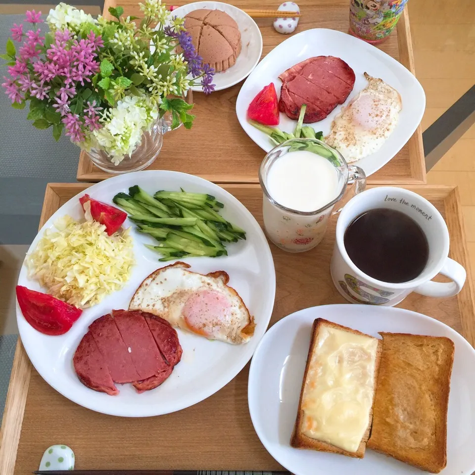 Snapdishの料理写真:5/4❤︎GW5日目主人と娘のモーニング❤︎|Makinsさん