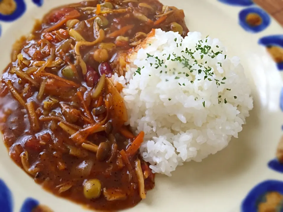 きのこと野菜と豆のカレー|ゆっこさん