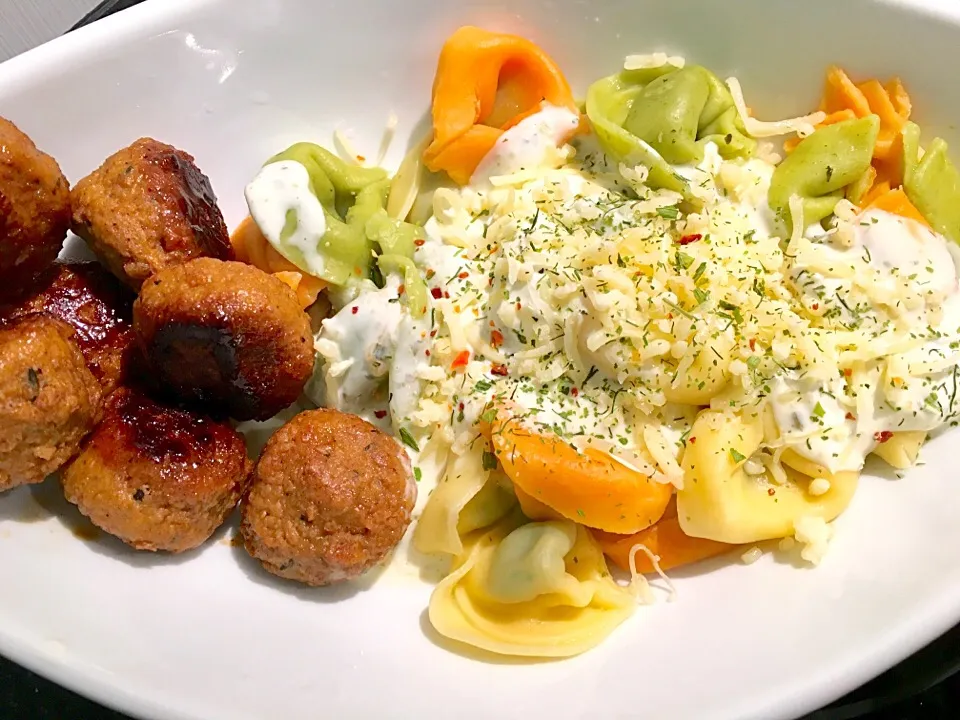 Ravioli w/crème fraîche and seitan; 2 thumbs up!|Tony Stewartさん