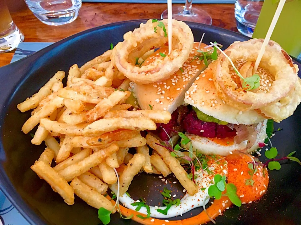 Snapdishの料理写真:Beet burger w/ fried potato and onion ring garnish---Delhi, India. Yup!!|Tony Stewartさん