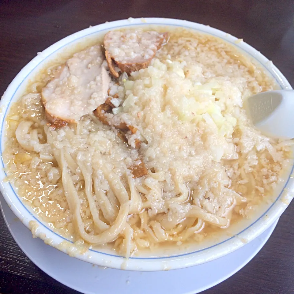 Snapdishの料理写真:新潟県燕市 杭州飯店 中華そばネギ増し大油|nanpuuさん