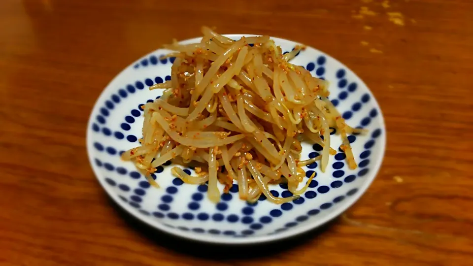 ピリ辛そぼろとﾓﾔｼの和え物|朧さん