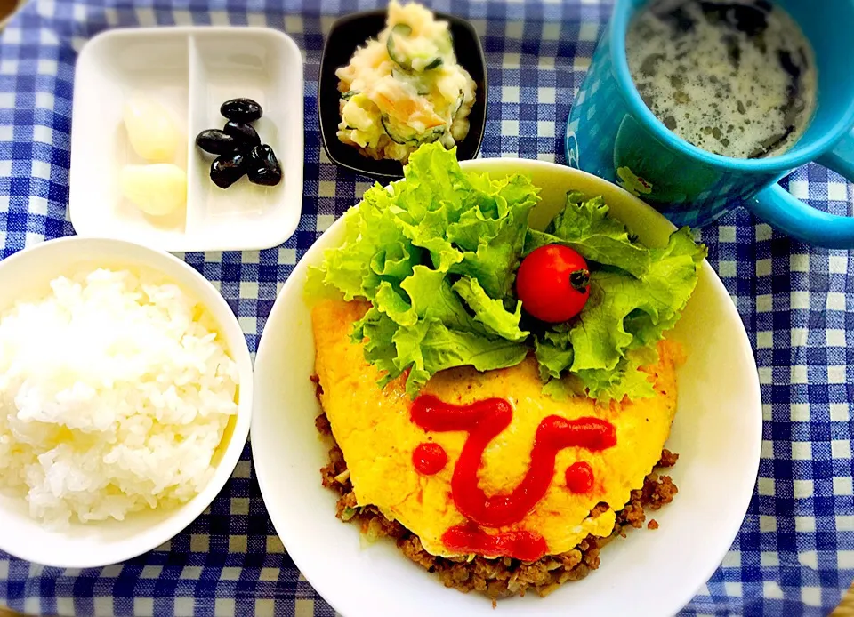 （ひ）夜ごはん（ひ）

我が家では挽肉と適当野菜のみじん切り炒めを薄焼き玉子で包んだヤツをオムレツと言いますが、ご家庭や地域でレシピや呼び名の違いがあるようですね( ´-` )

血の涙と鼻血が出ているようだ…|愛さん