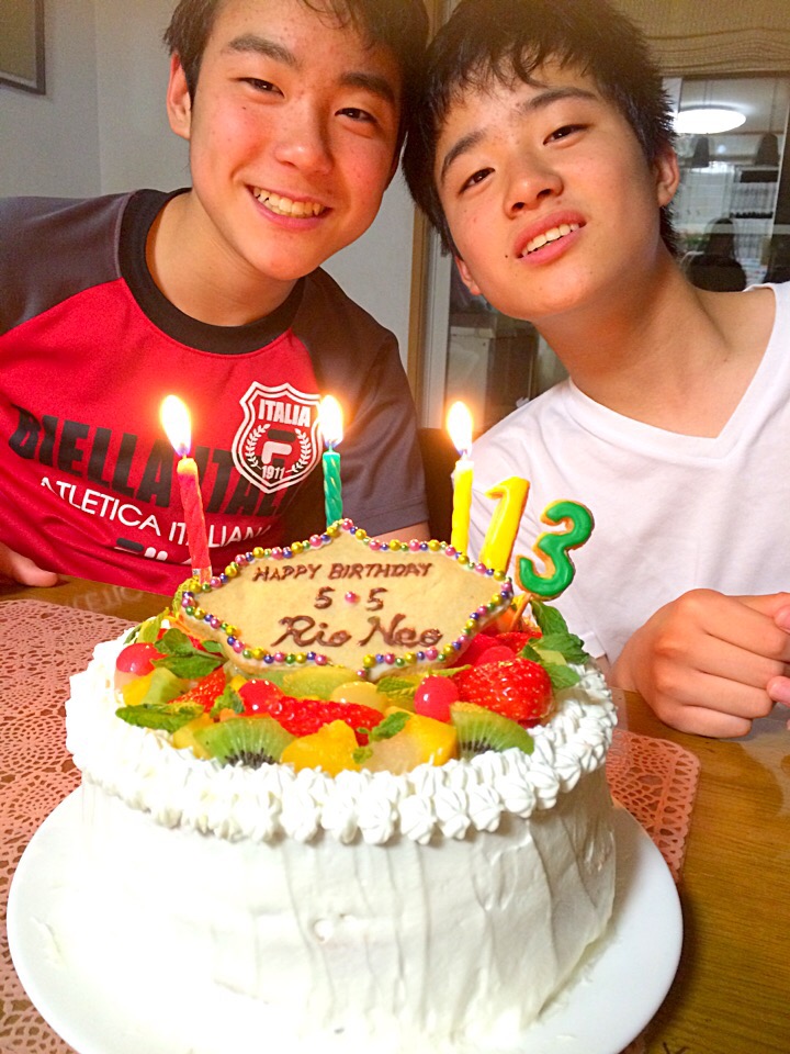 双子息子13歳の誕生日ケーキろうそくふぅ の儀式 ゆりねかふぇ Snapdish スナップディッシュ Id muya