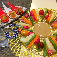 Snapdishの料理写真:バーニャカウダソースは市販のものです(^-^;
ジュレサラダ|Tae Samizoさん