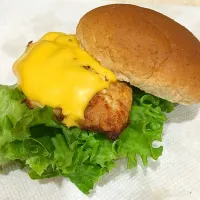 Snapdishの料理写真:Cheese fish buger|huy toさん